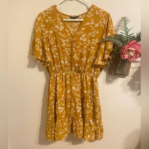Cute flowy dress